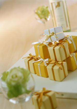 カラコンを安全に安く購入する方法